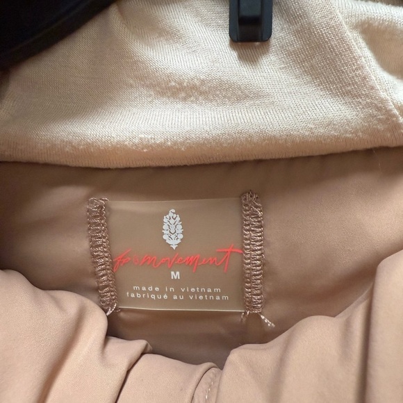 Lead The Pack Pullover Fleece Cozy Cream and Tan Sherpa Pullover - Picture 2 of 4